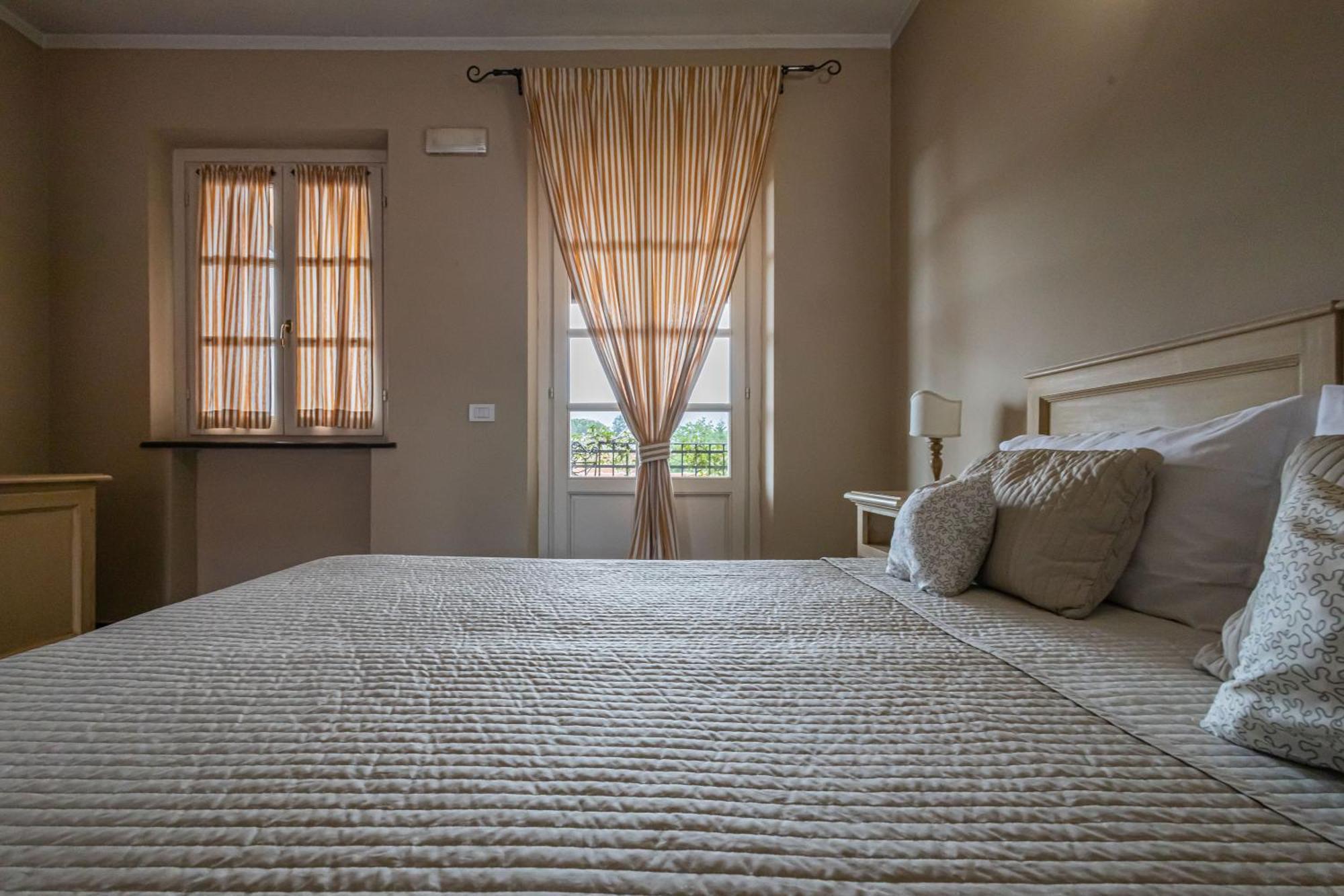 Albergo La Luna ซาร์ซานา ภายนอก รูปภาพ